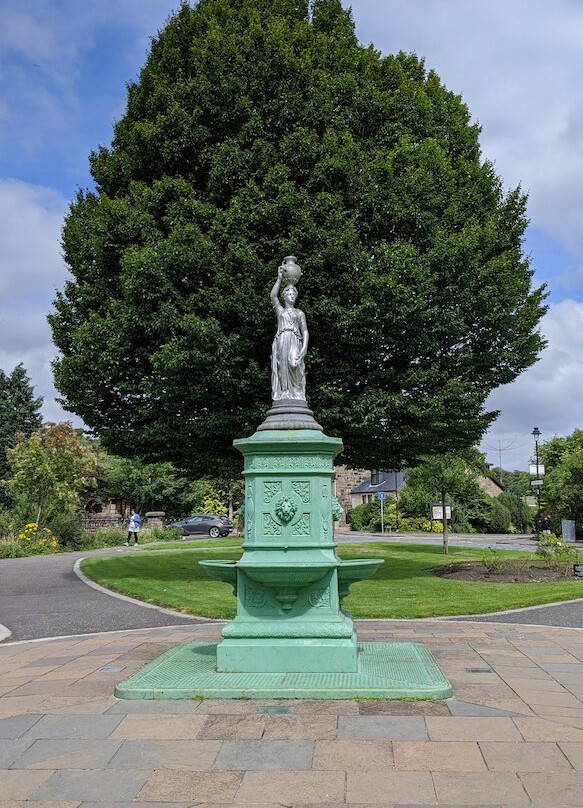 Burngreen Park Fountain景点图片