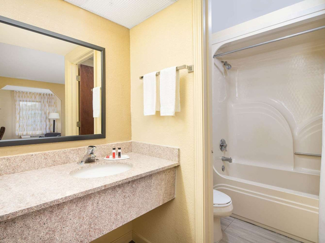 汤马斯腾戴斯酒店主图