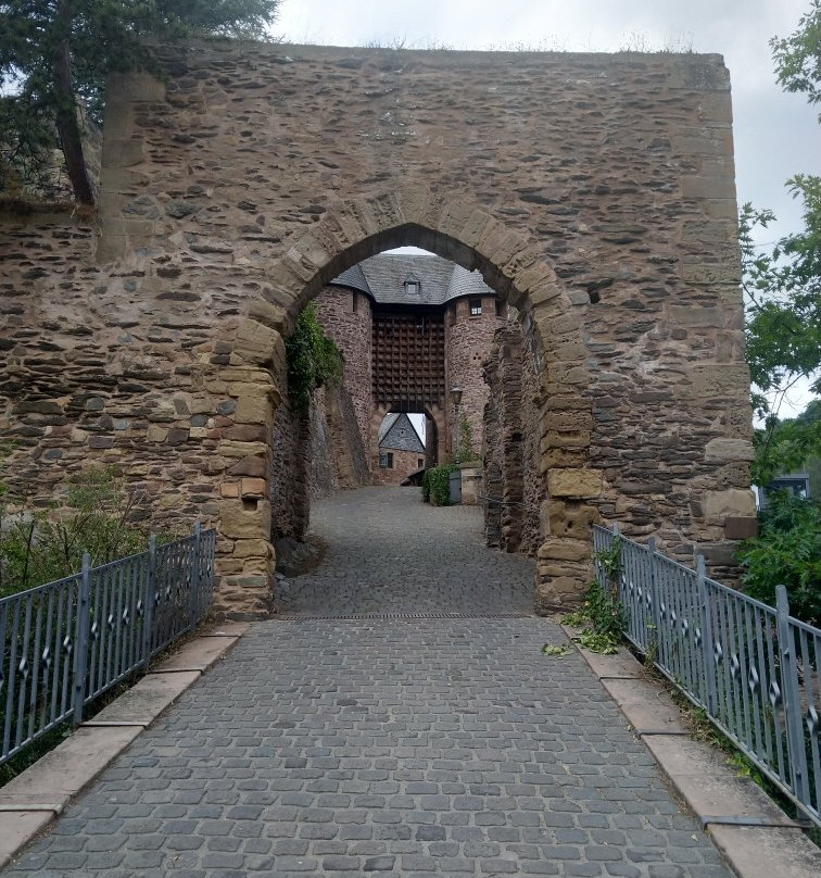 Burg Hengebach景点图片
