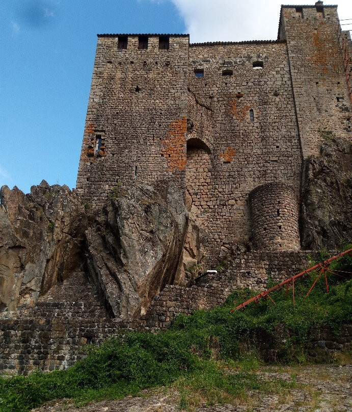 Château de Ventadour-Meyras必去景点