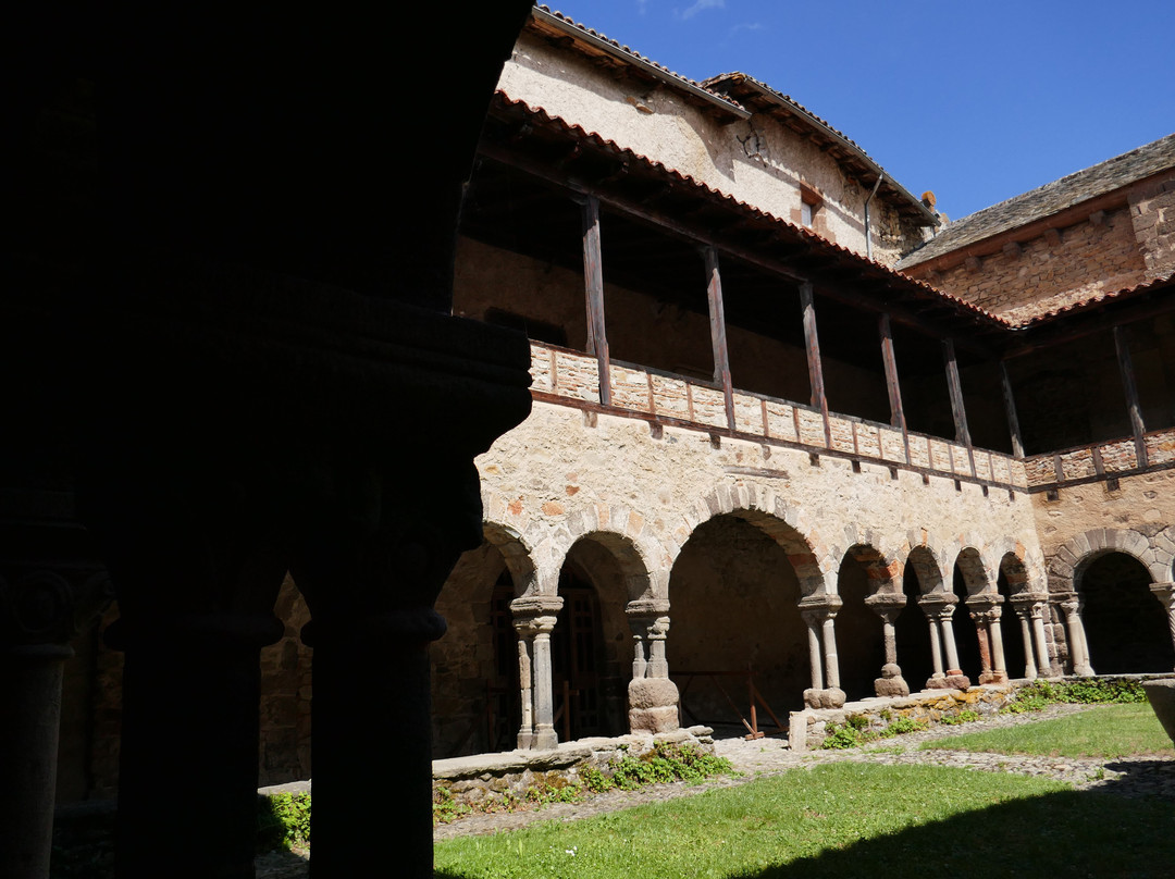 Abbaye de Lavaudieu-Lavaudieu必去景点