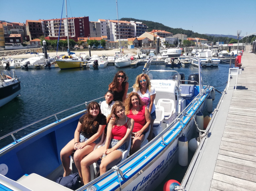 Oceanic Arousa Tours景点图片