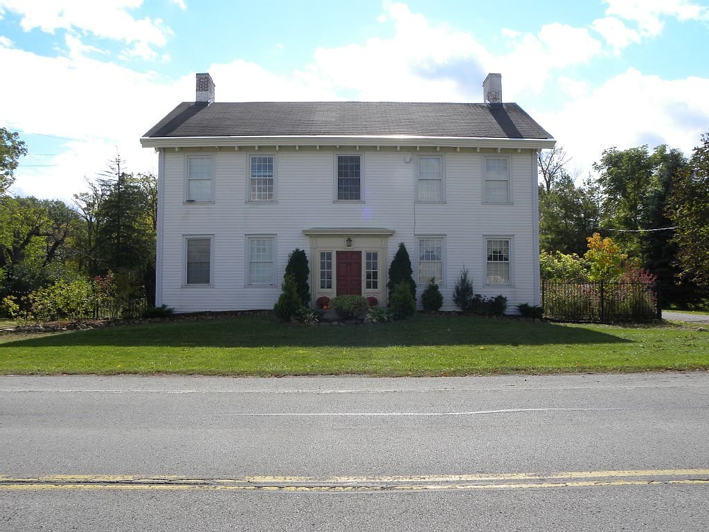 Jordan Manor