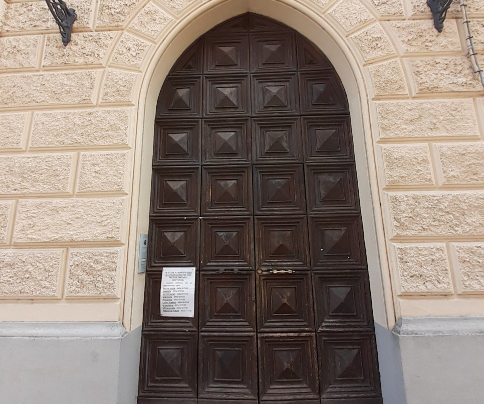 Palazzo Barbiani-Cavarzere必去景点