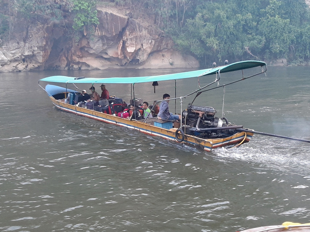桂河乡村酒店主图