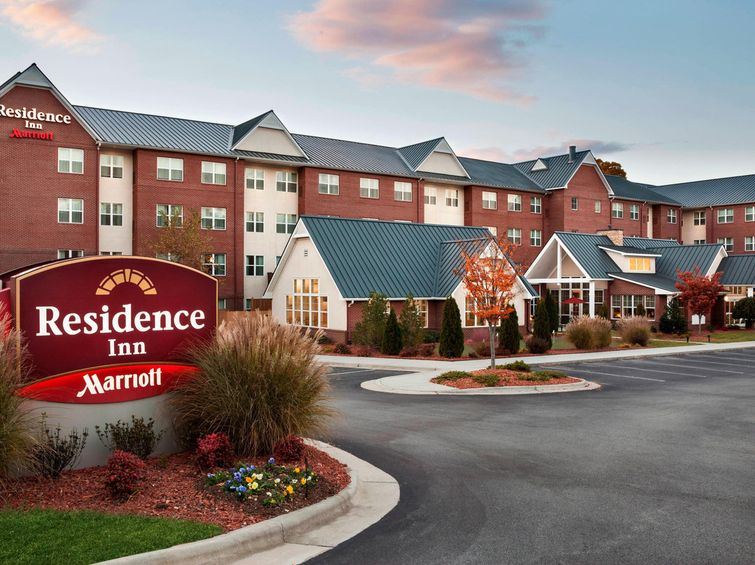 Residence Inn by Marriott Greensboro Airport主图