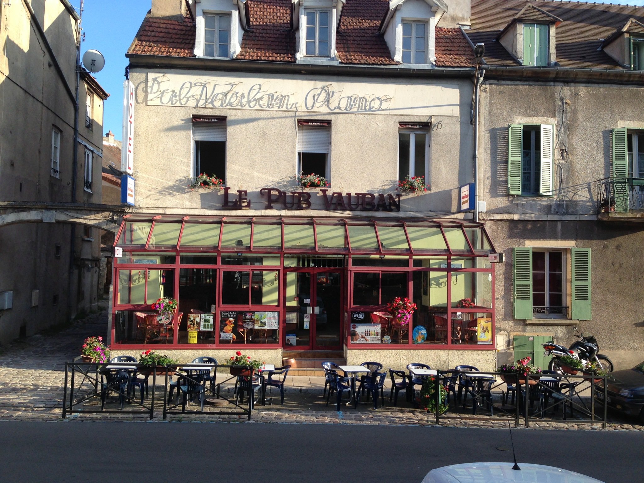 Le Pub Vauban-官方