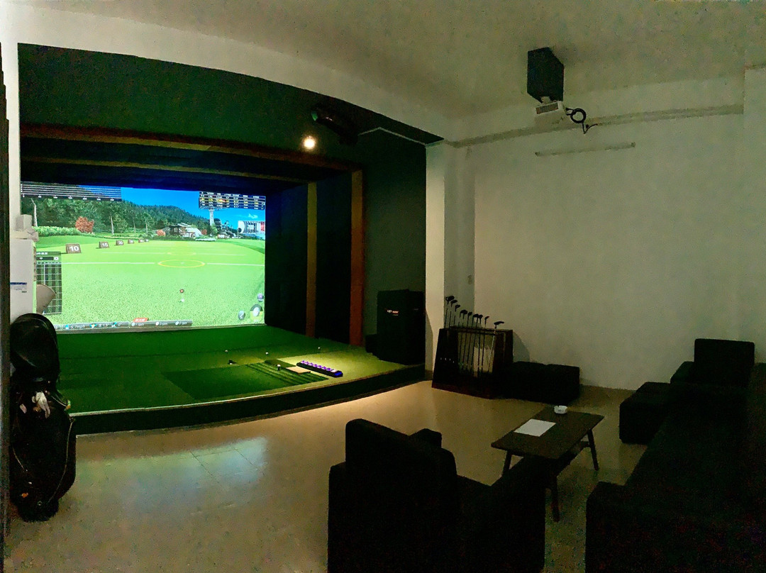 K Screen Golf - K스크린골프 - Golf Nha Trang-芽庄必去景点