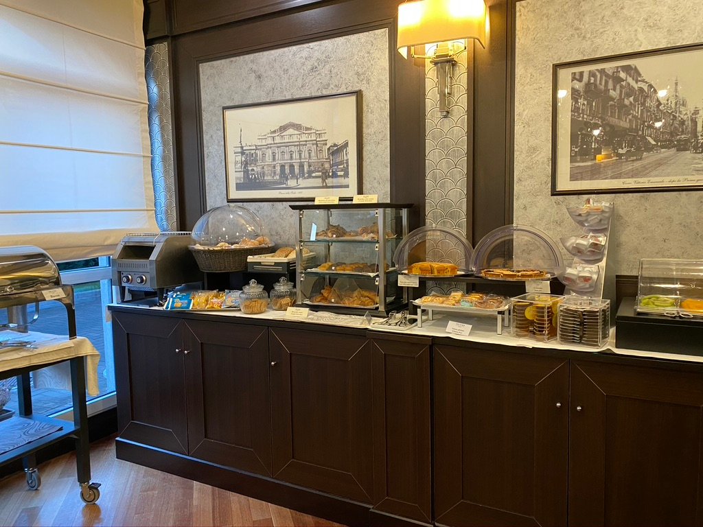 银色酒店-餐饮