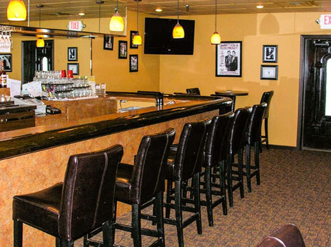 新港财富酒店及套房主图