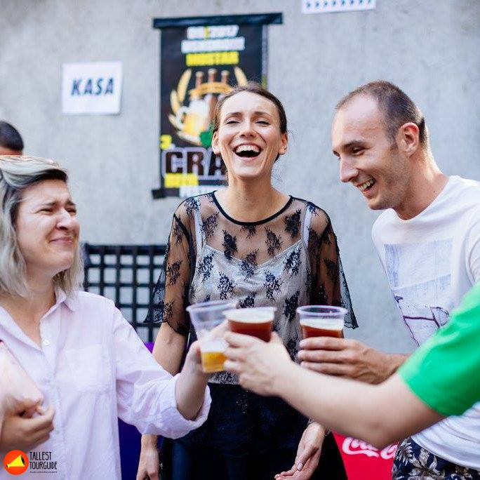 Tallest Tourguide Tours and Excursions-萨拉热窝必去景点