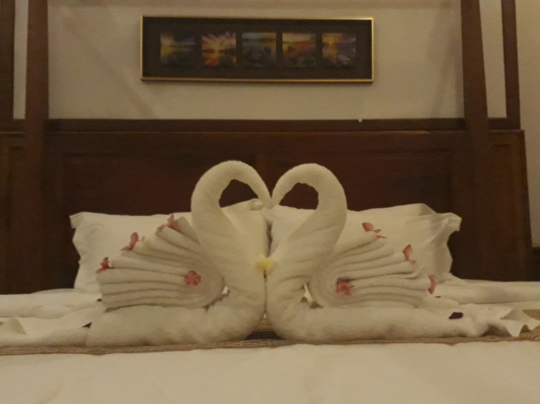 瑯勃拉邦乐园度假区主图