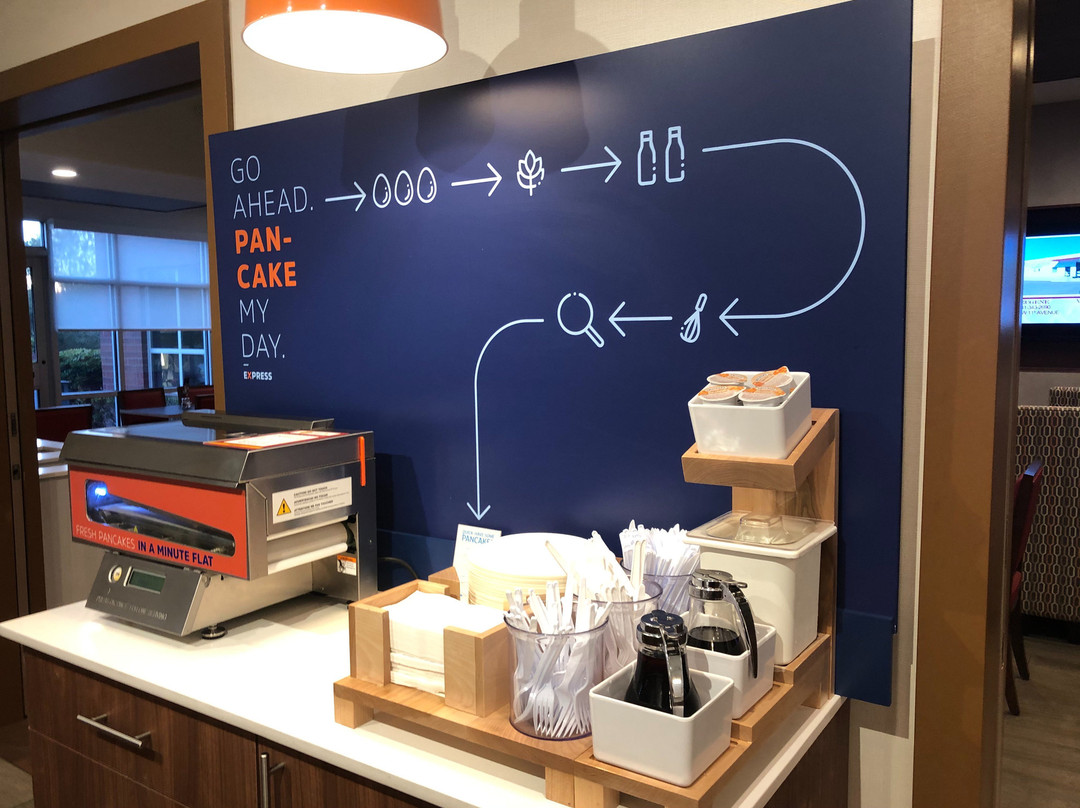 Holiday Inn Express & Suites Albany By IHG主图