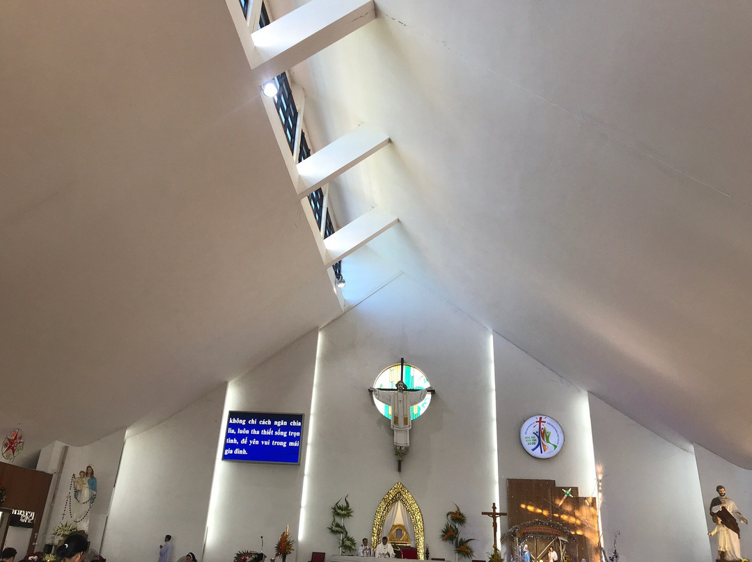 Duc Me Bai Dau-头顿必去景点