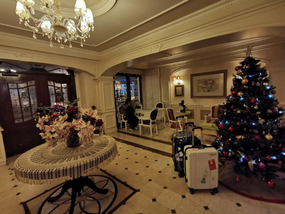 共享大酒店主图