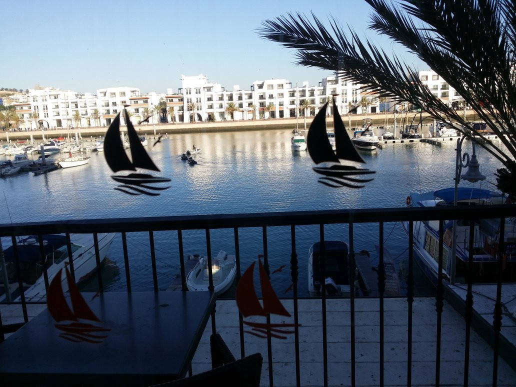 Bianca Beach Family & Resort主图