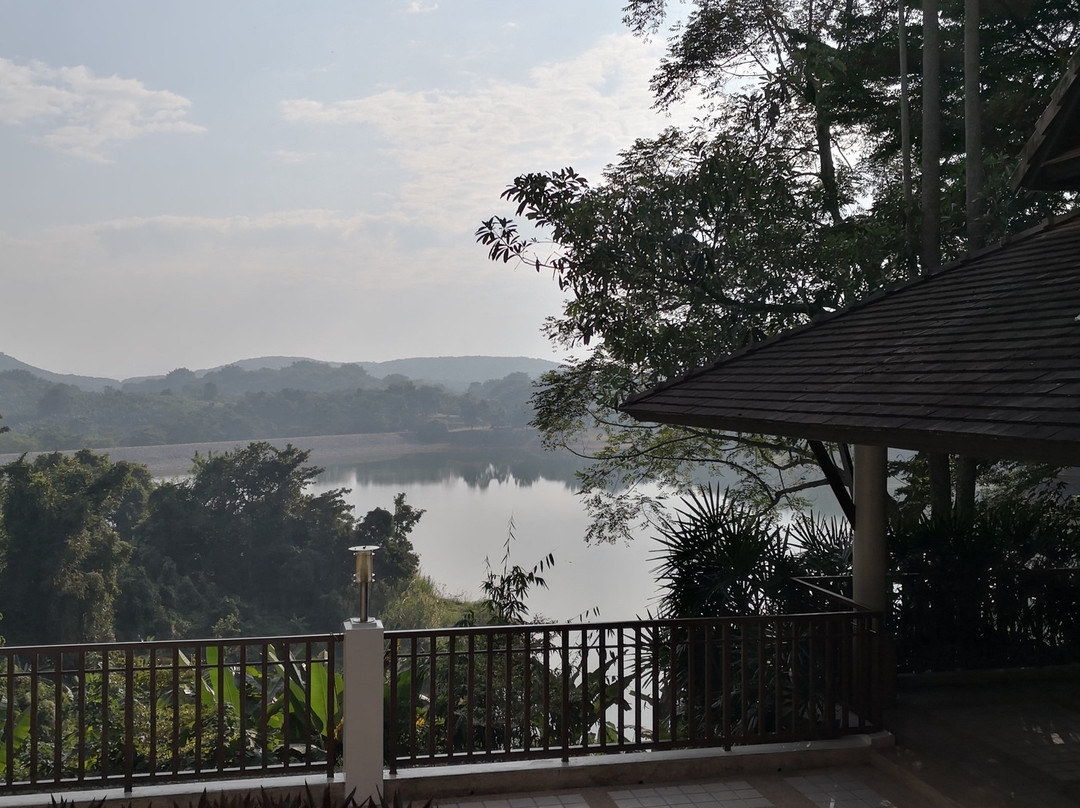 瓦娜瑟姆健康怡美度假村主图