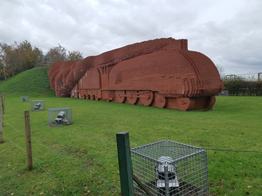 David Mach's Train Sculpture, Darlington-达灵顿必去景点