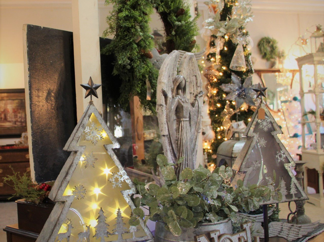 The White Swan-Moores Hill必去景点