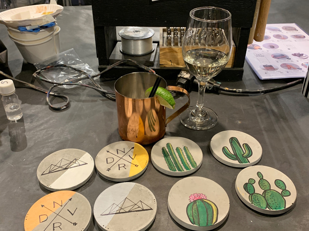 Upstairs Circus DTC-格林伍德村必去景点