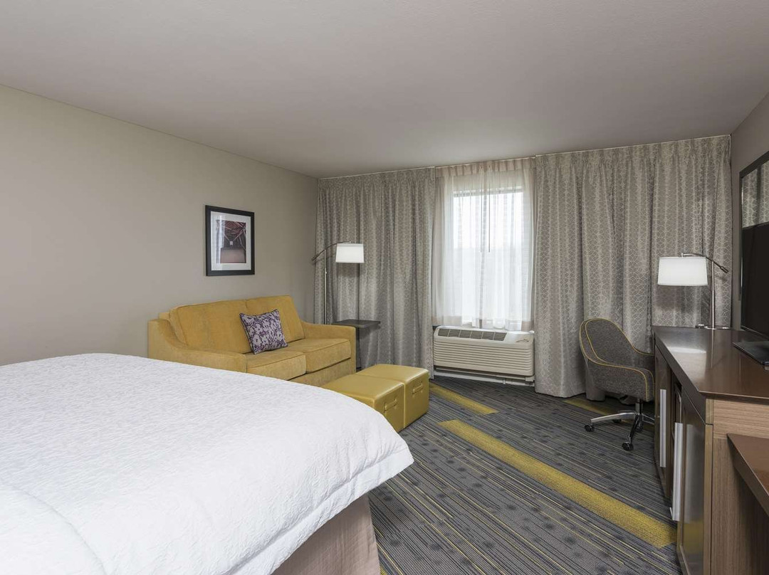 Hampton Inn & Suites West Lafayette主图
