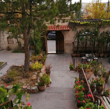 萨克斯甘岩洞酒店主图