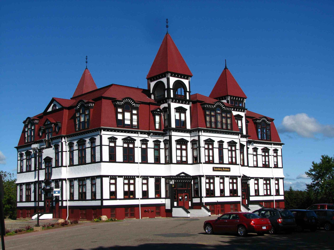 Glimpses Theatre Troupe-卢嫩堡必去景点