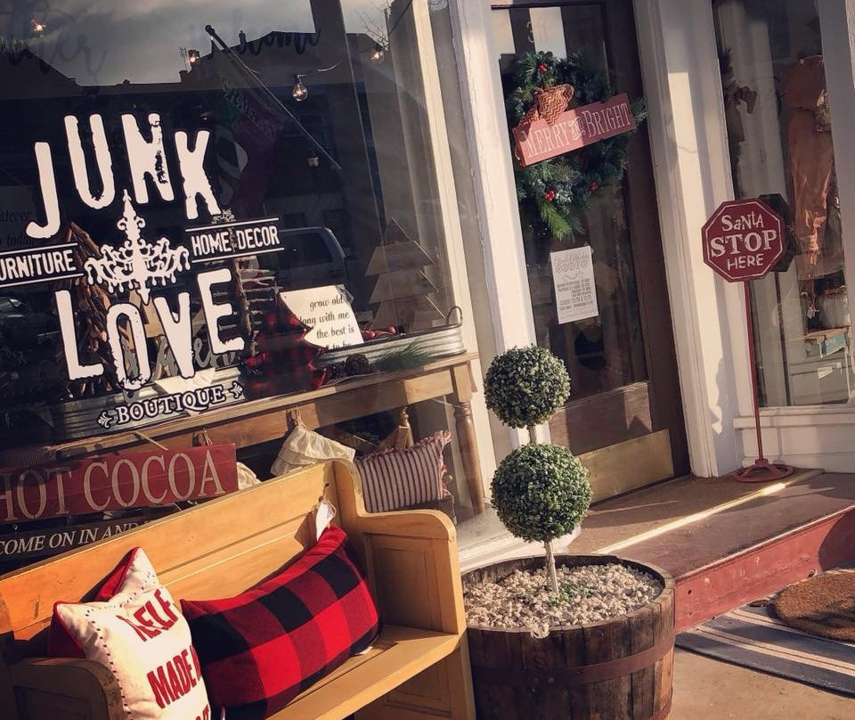 Junk Love Boutique景点图片