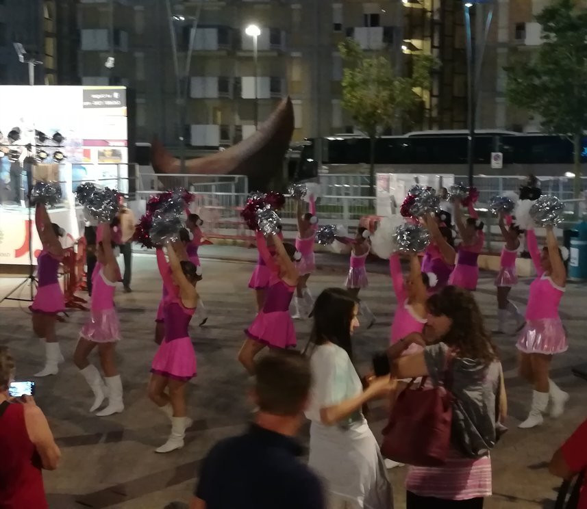 Piazza Milano-耶索洛必去景点