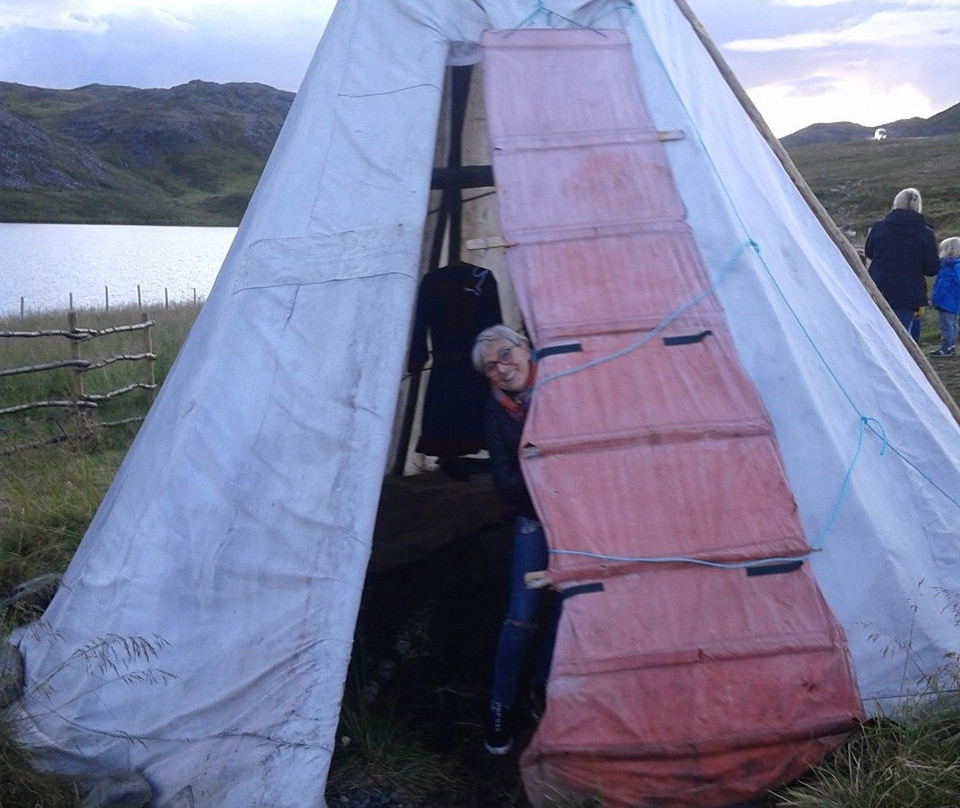 Arctic Guide Service-霍宁斯沃格必去景点