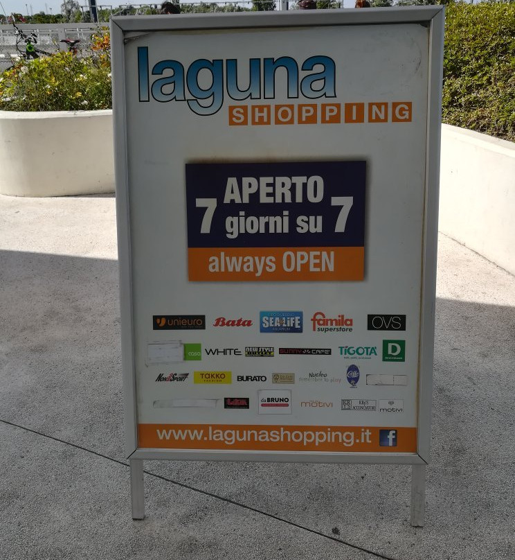 Laguna Shopping-耶索洛必去景点