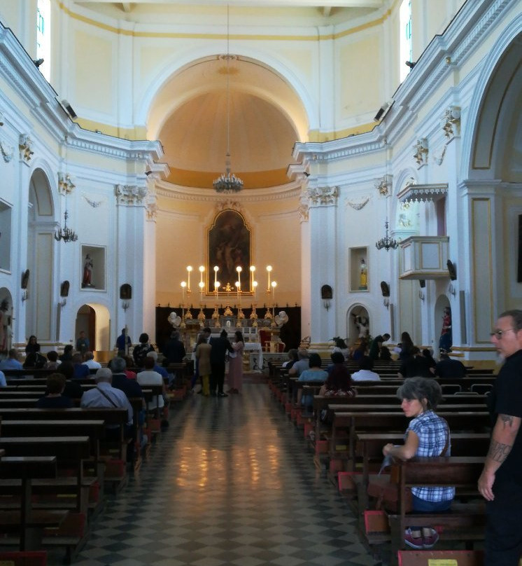 Chiesa Collegiata di San Bartolomeo景点图片