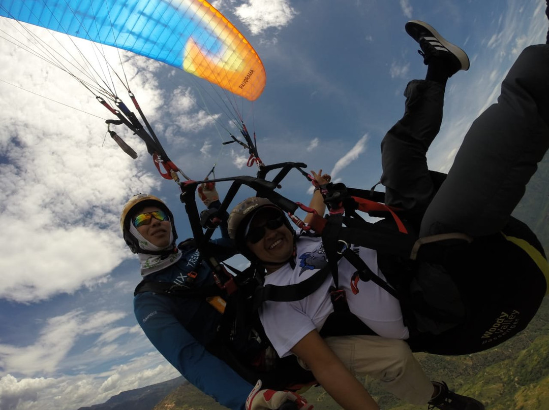 Parapente Fenixtreme景点图片