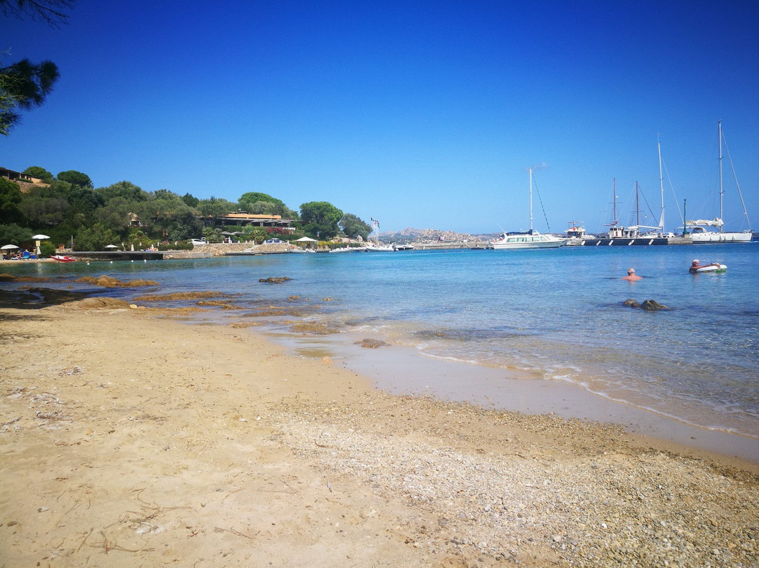 Cala Capra-Capo d’Orso必去景点