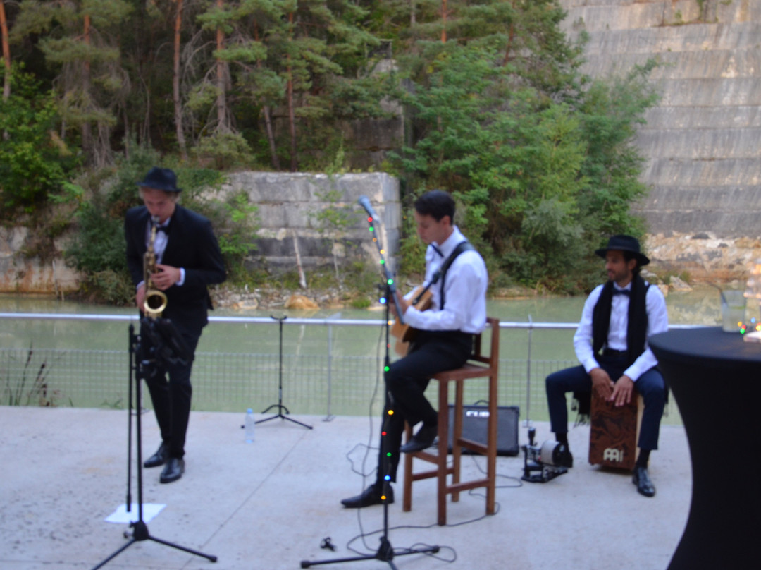 诺曼多瓦乡间别墅酒店主图