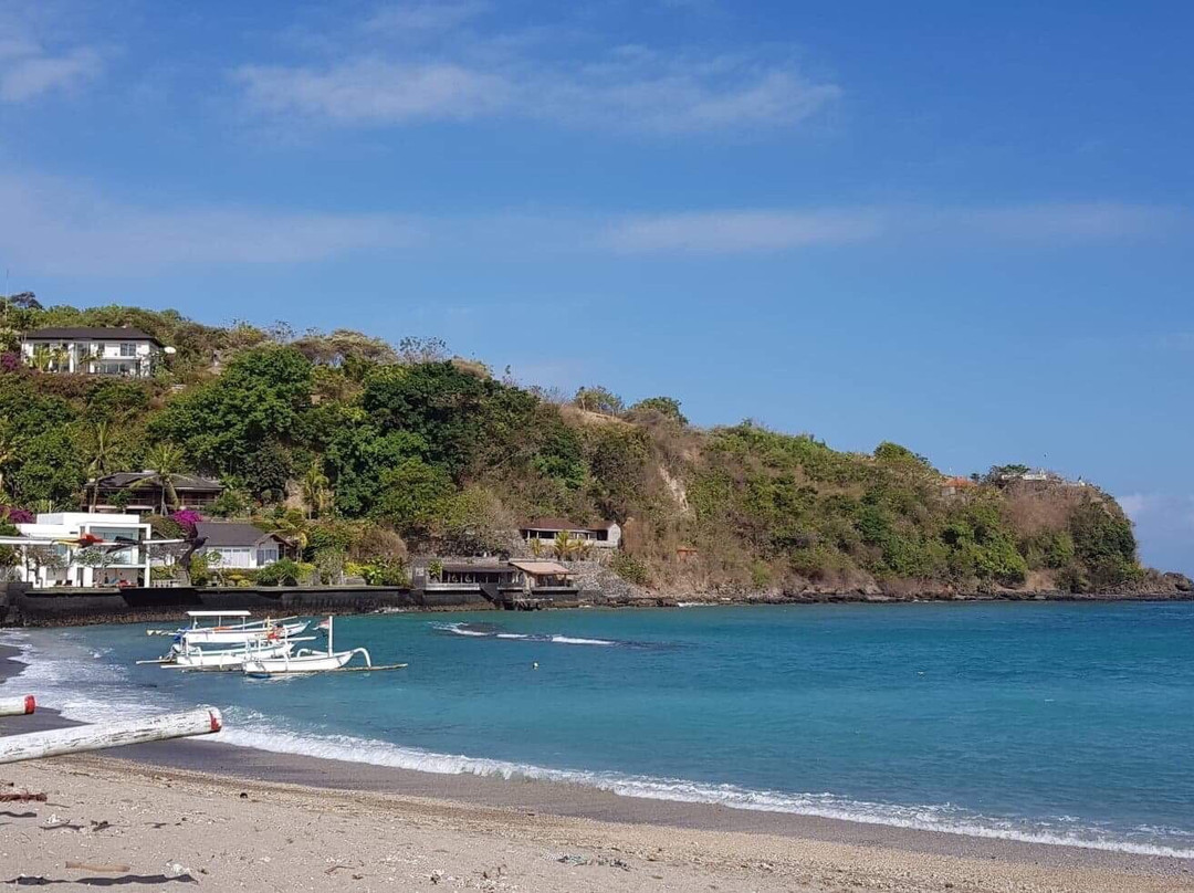Dasa Temple Beach-卡朗阿森必去景点