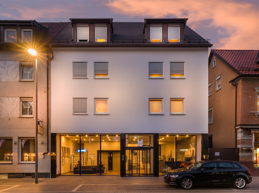 布鲁多米希尔酒店主图