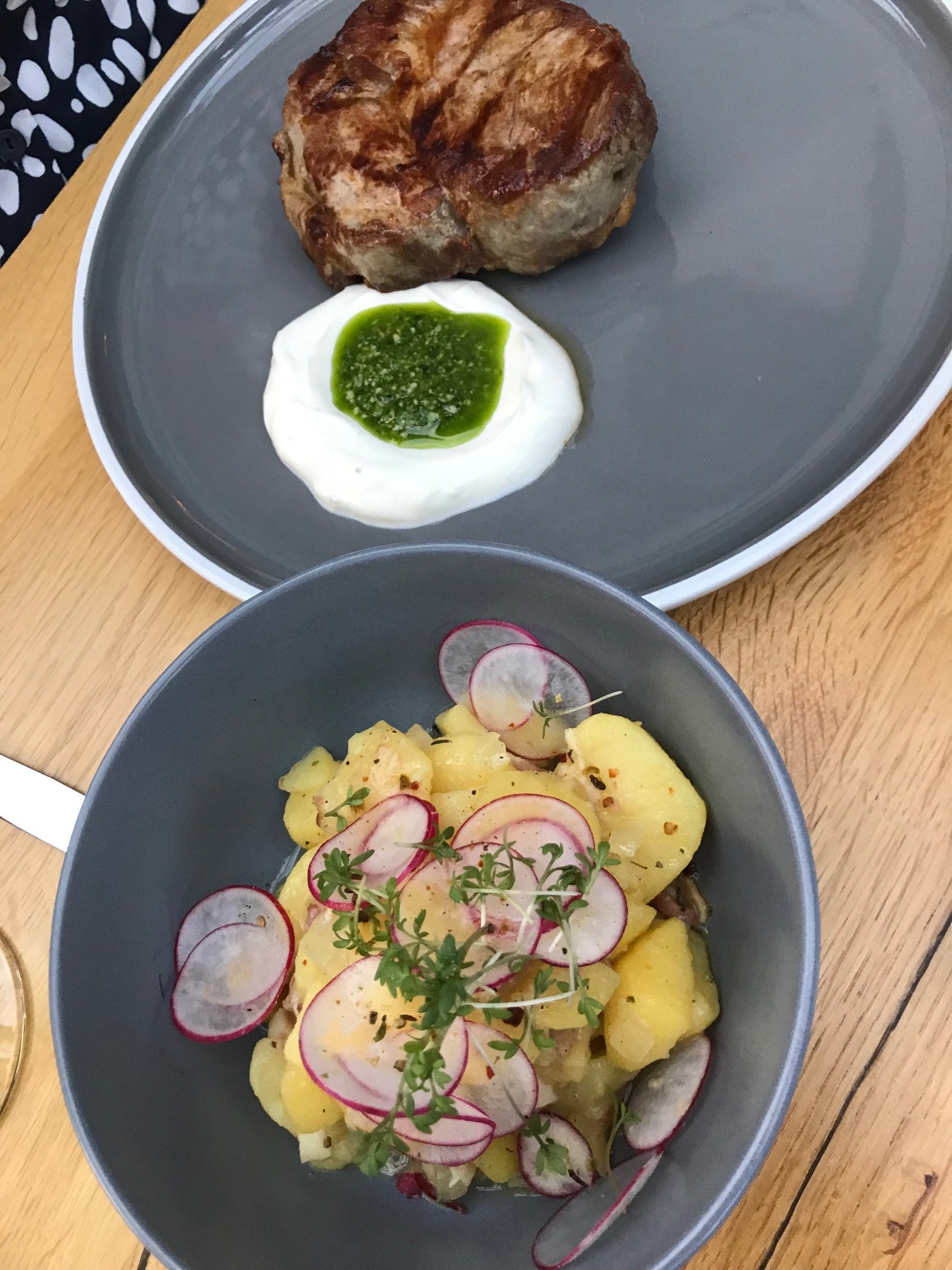 Deine 2tHEIMAT-餐饮