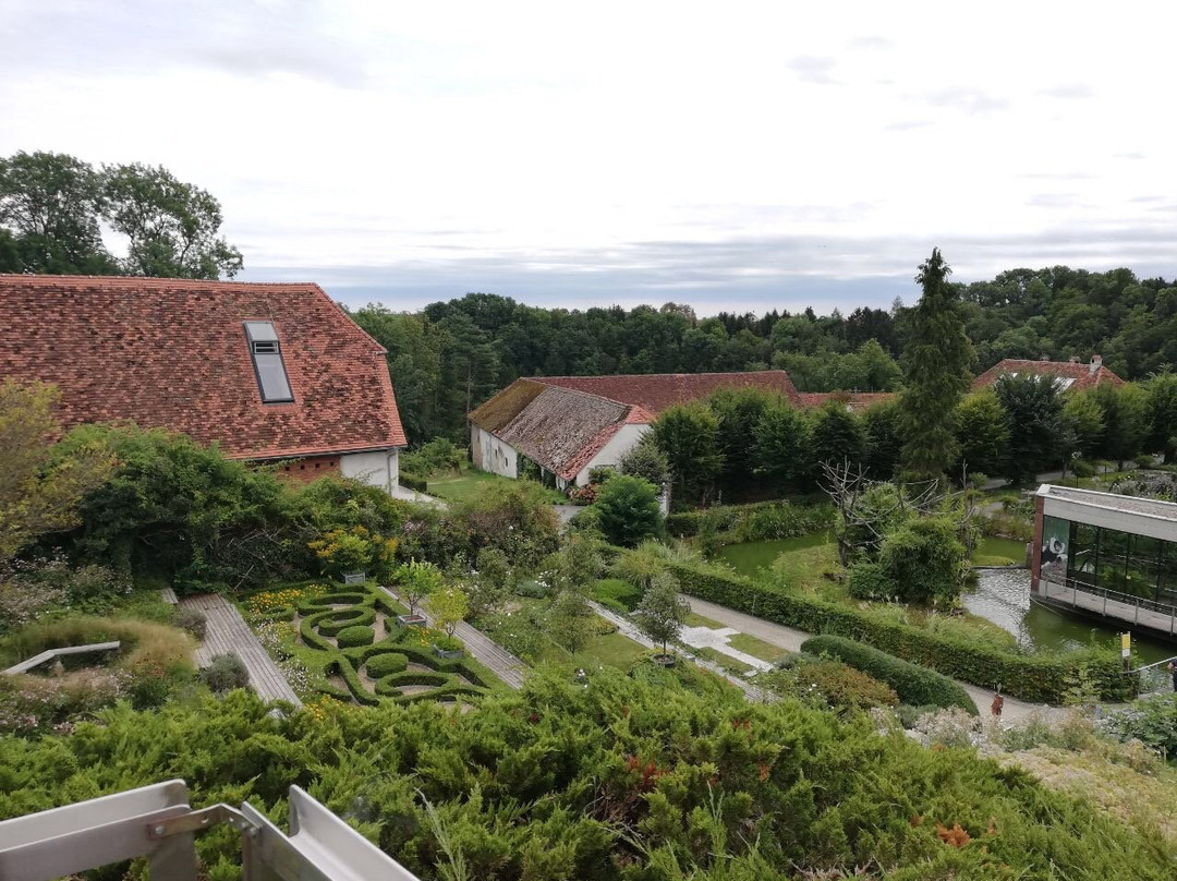 Schloss Herberstein-Stubenberg am See必去景点
