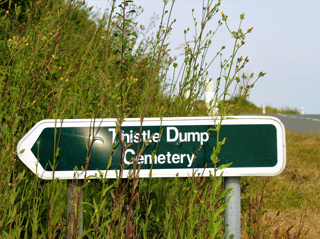 Thistle Dump Cemetery景点图片