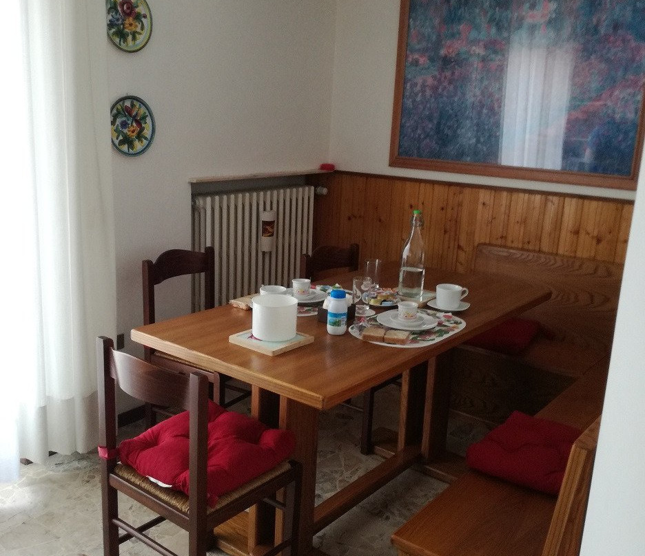 B&B Magenta主图