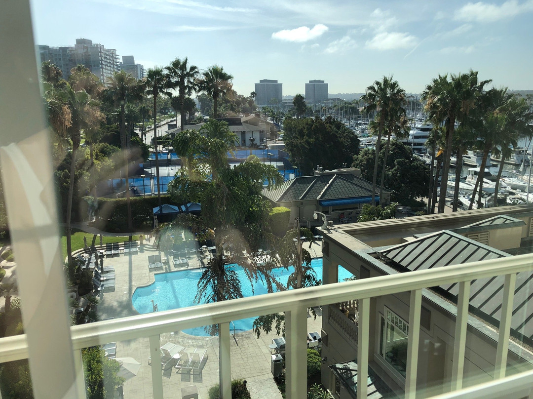 玛丽安德尔雷丽兹卡尔顿酒店主图