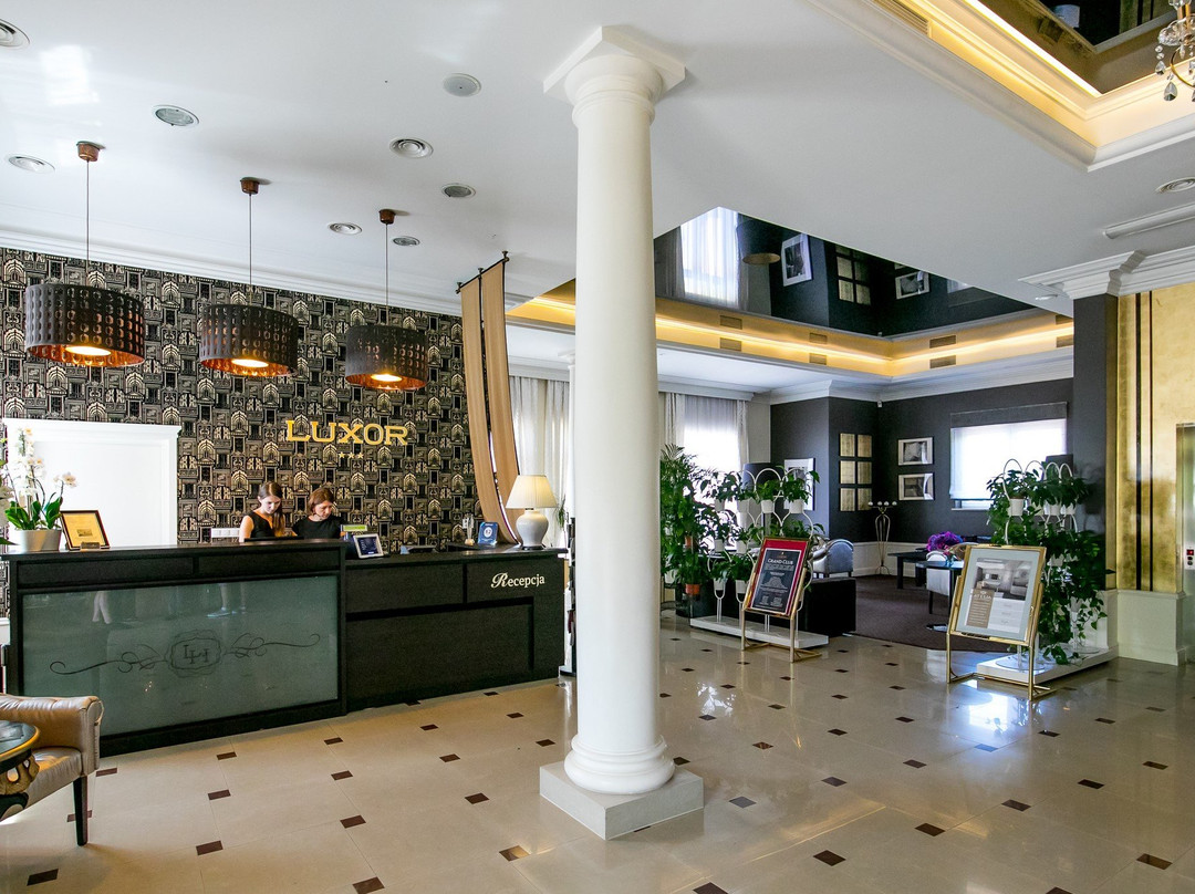 Hotel Luxor主图