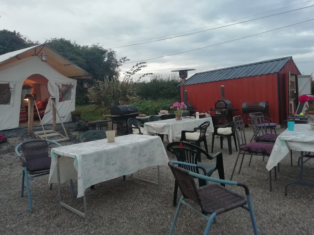 香农河口华丽露营酒店