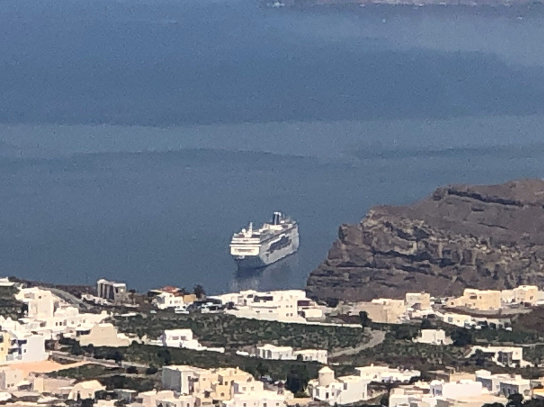 Marinakis Tours-圣托里尼必去景点