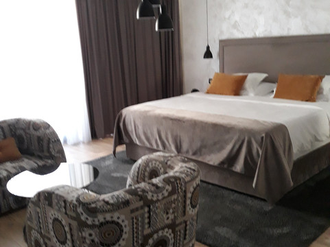 Mirabilis Residence主图