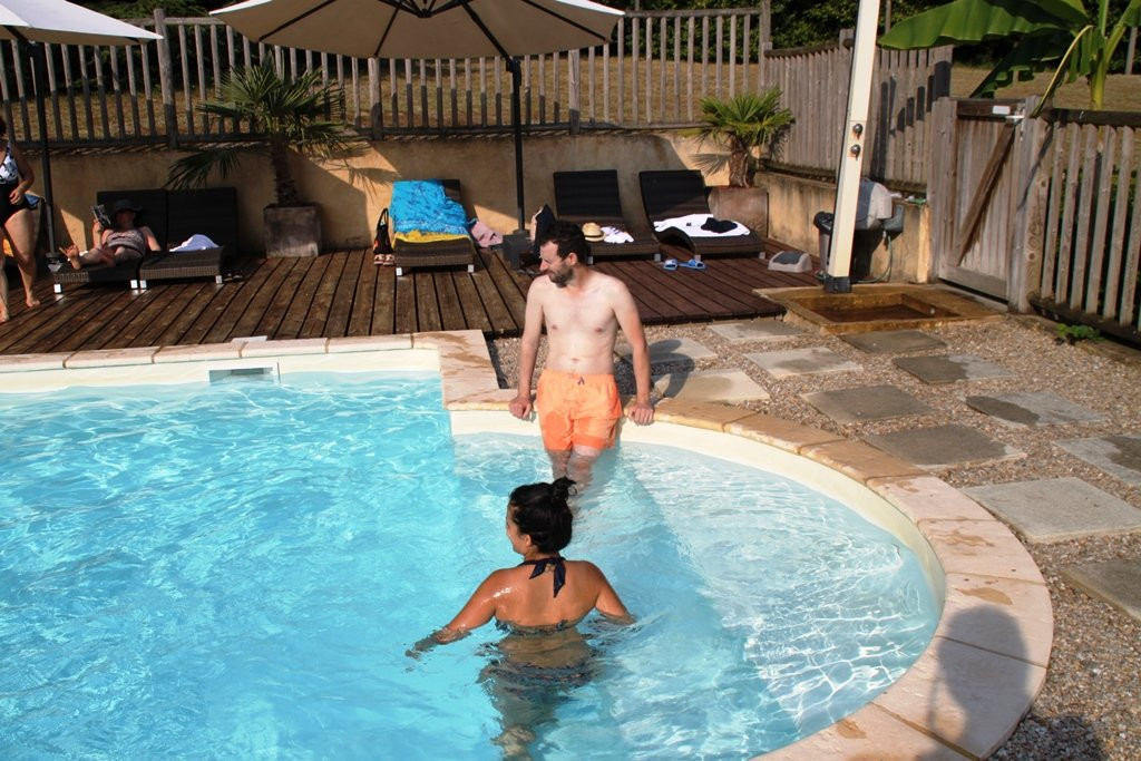 Hotel Le Clos Roussillon主图