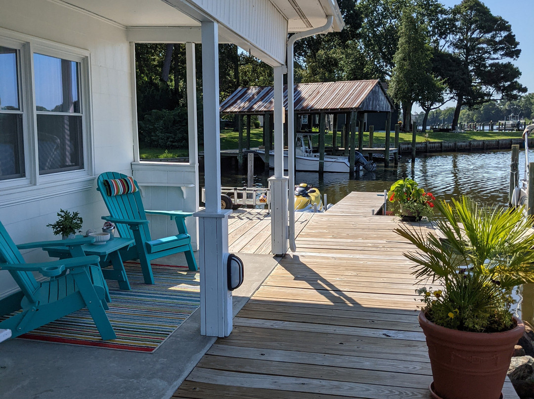 The Inn On Turville Creek