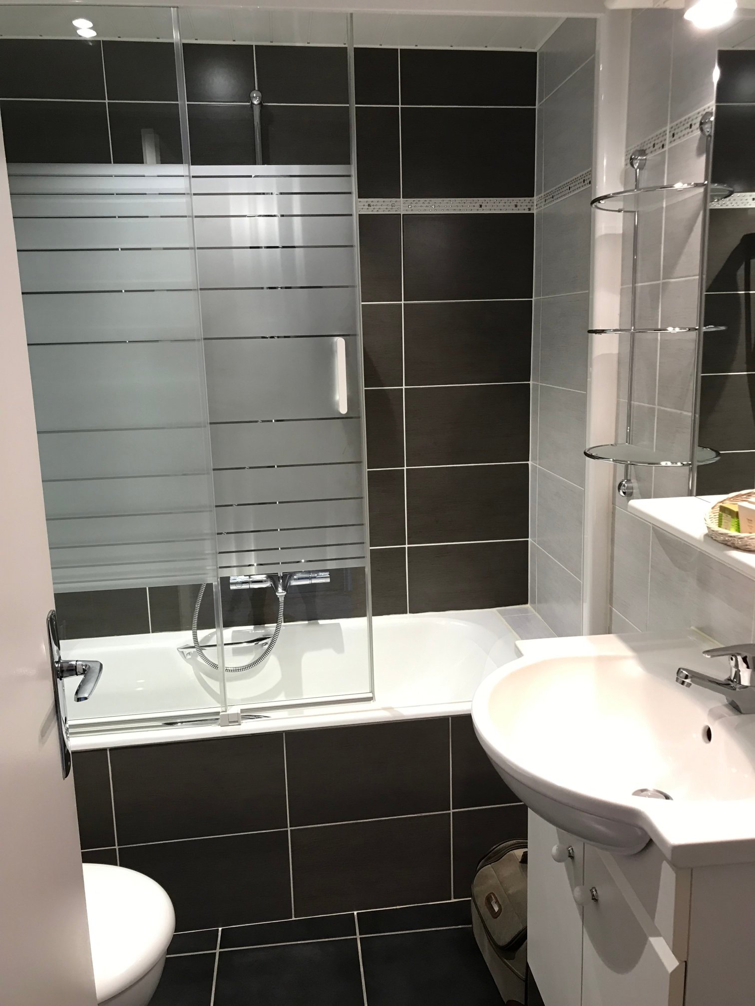 Hotel du Cret Rond-浴室