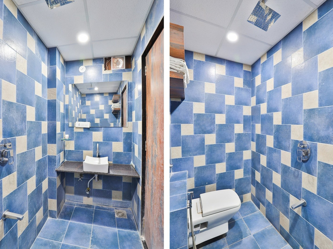 Capital O 18933 The Grand President主图